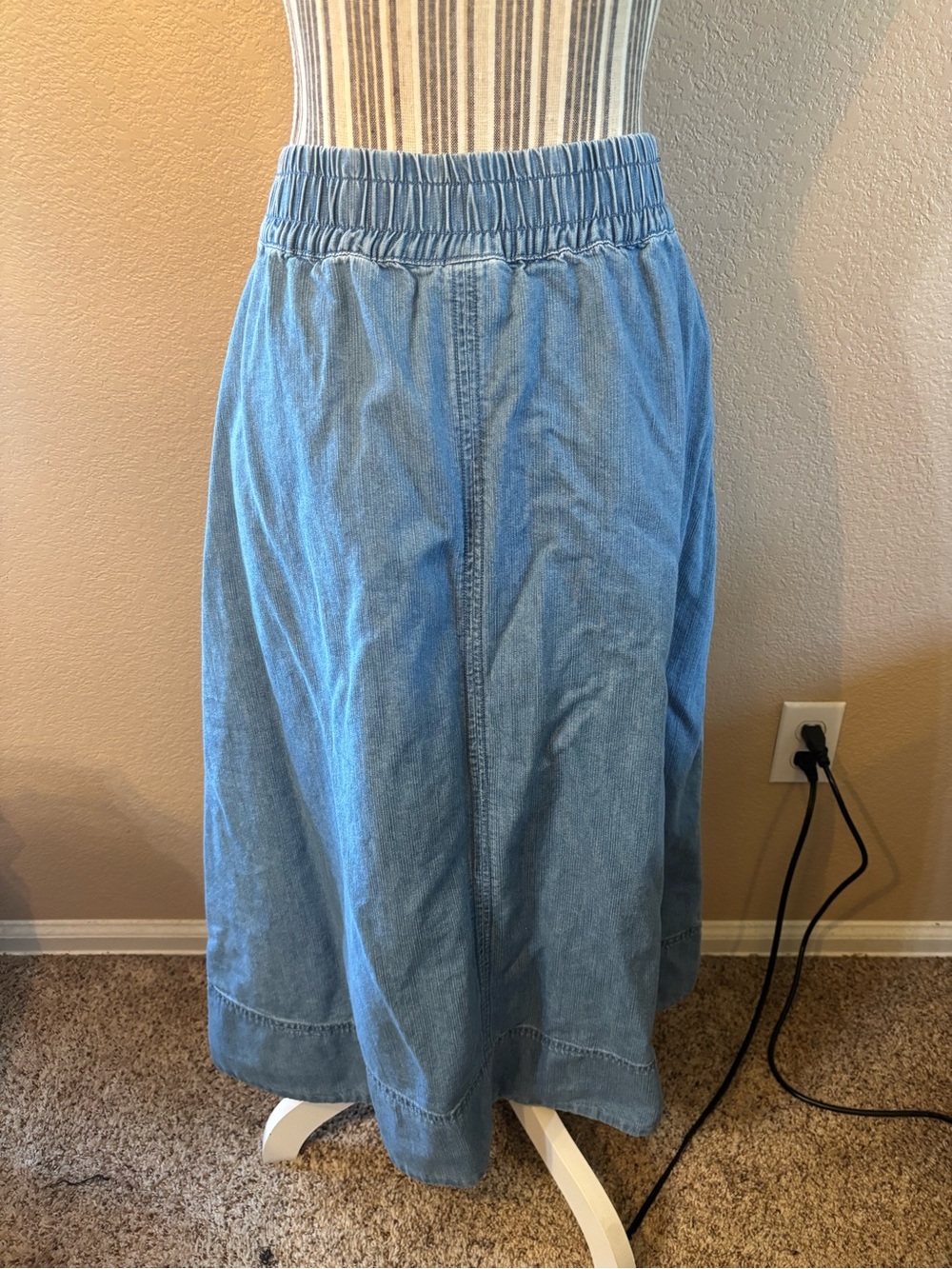 Universal Thread Denim Skirt Size 6 Light Blue Tie-Waist Belt Midi A-Line Jean - Picture 5 of 12